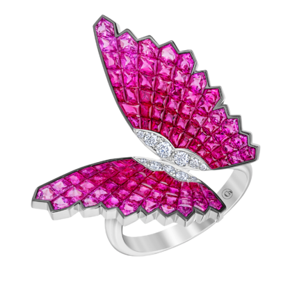 Кольцо с рубинами и бриллиантами, белое золото