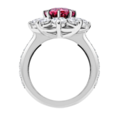 Кольцо с турмалином рубеллитом и бриллиантами, белое золото