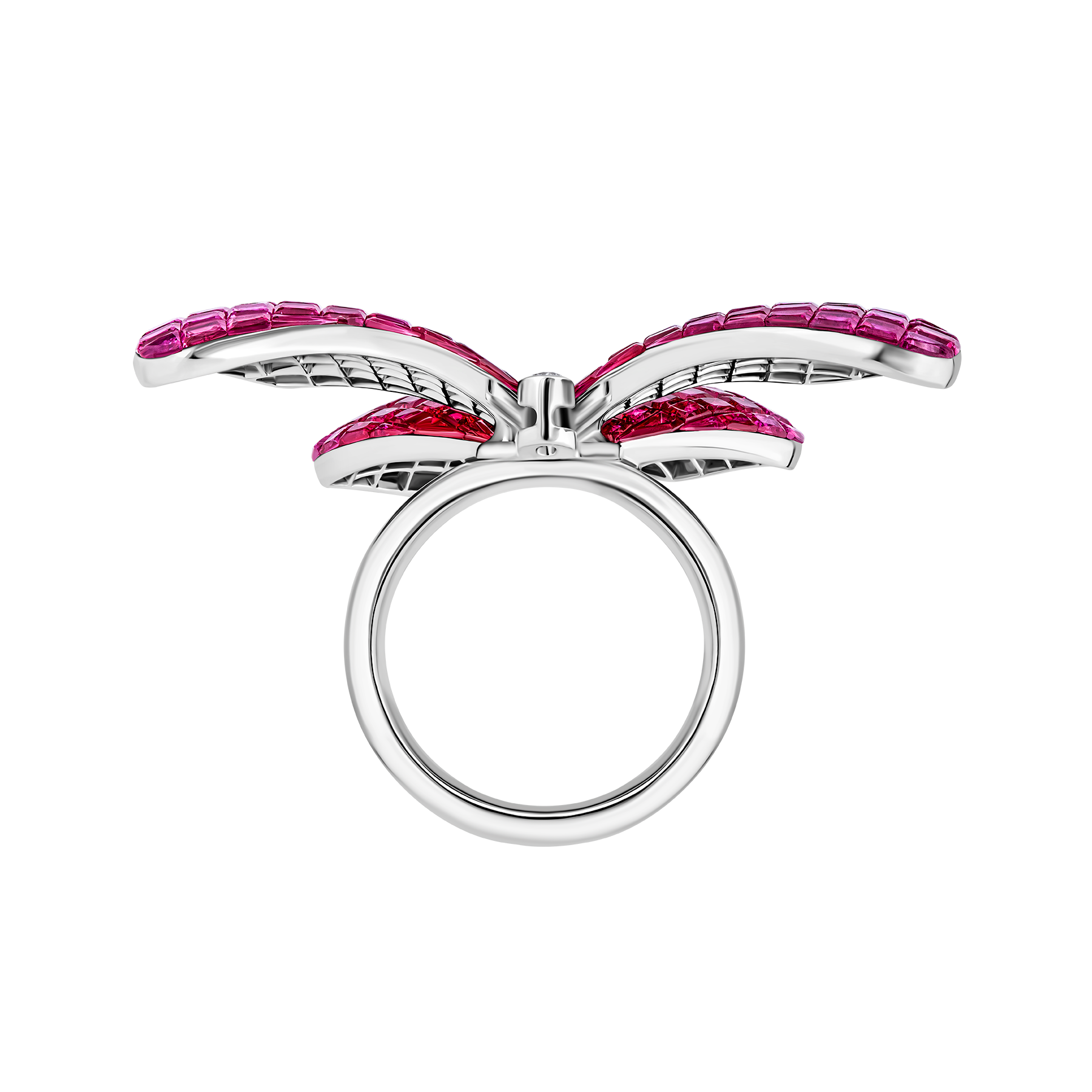 Кольцо с рубинами и бриллиантами, белое золото