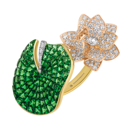 Кольцо с тсаворитами и бриллиантами, желтое золото