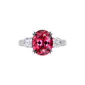 Кольцо с турмалином рубеллитом и бриллиантами, белое золото