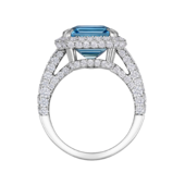 Кольцо с аквамарином и бриллиантами, белое золото