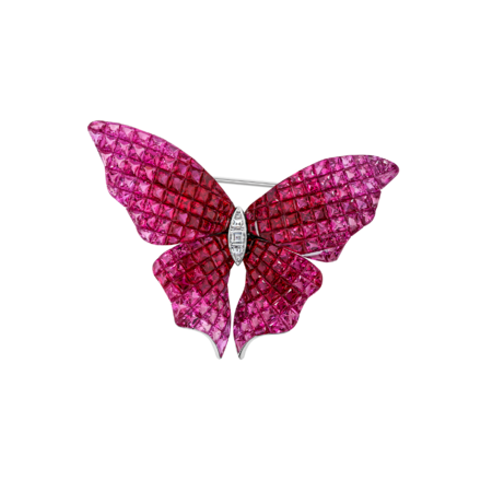 Брошь с рубинами, розовыми сапфирами и бриллиантами, белое золото