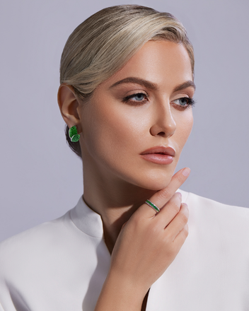 Кольцо с тсаворитами и бриллиантами, белое золото 4